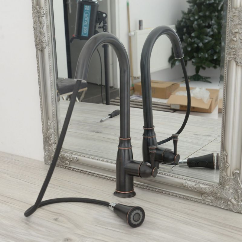 Baterie bucatarie Deco Old Black, finisaj Negru Mat, cu jet normal sau dus extractabil