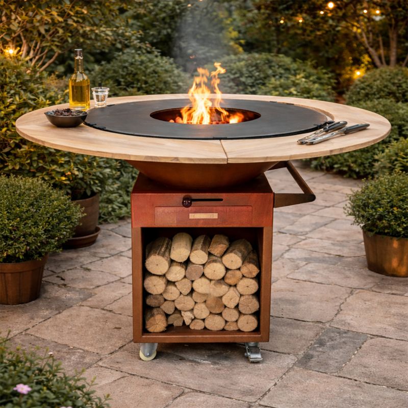 Gratar cu plita din fonta Aurelius, corten 2 mm, blat stejar, spatiu lemne, maner si roti pivotante, Ø100xH100 cm