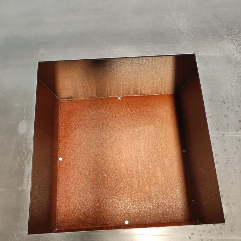 Gratar pe lemn cu plita mare din fonta , otel corten de 2 mm, spatiu pentru lemne, 100x100x90 cm, Ruginiu, Rustico