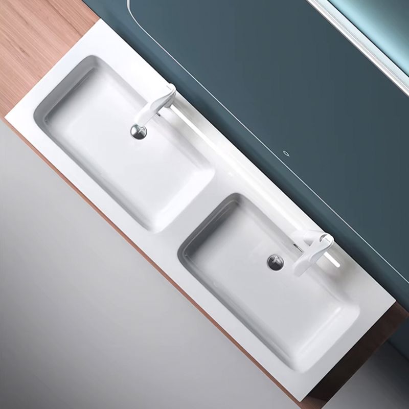 Lavoar dublu EGO 830, Alb, mat, 140x48 cm, montaj pe blat sau suspendat, compozit marmura, cu doua gauri de baterie