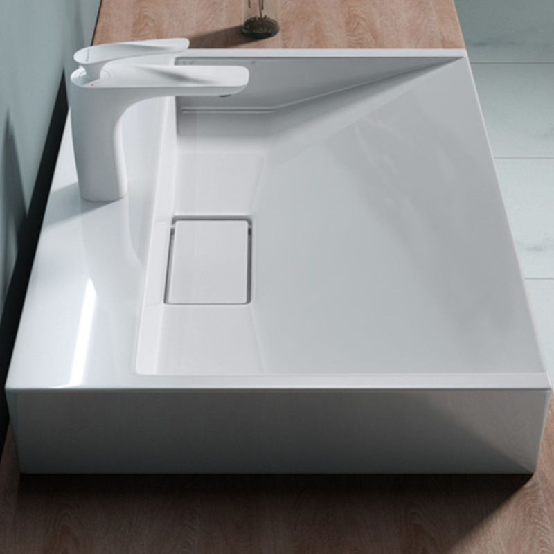 Lavoar EGO 19, Alb, lucios, compozit marmura, dimensiuni intre 50-100 cm, suspendat sau pe blat, cu o gaura baterie