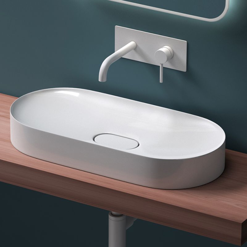 Lavoar EGO 826, Alb Mat, scurgere ascunsa, 71x35.5 cm, compozit marmura, montaj pe blat