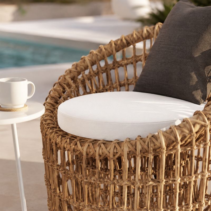 Set mobilier, 2 fotolii, masuta de cafea, terasa sau gradina, cadru aluminiu, poliratan, perne maro si albe, Ema