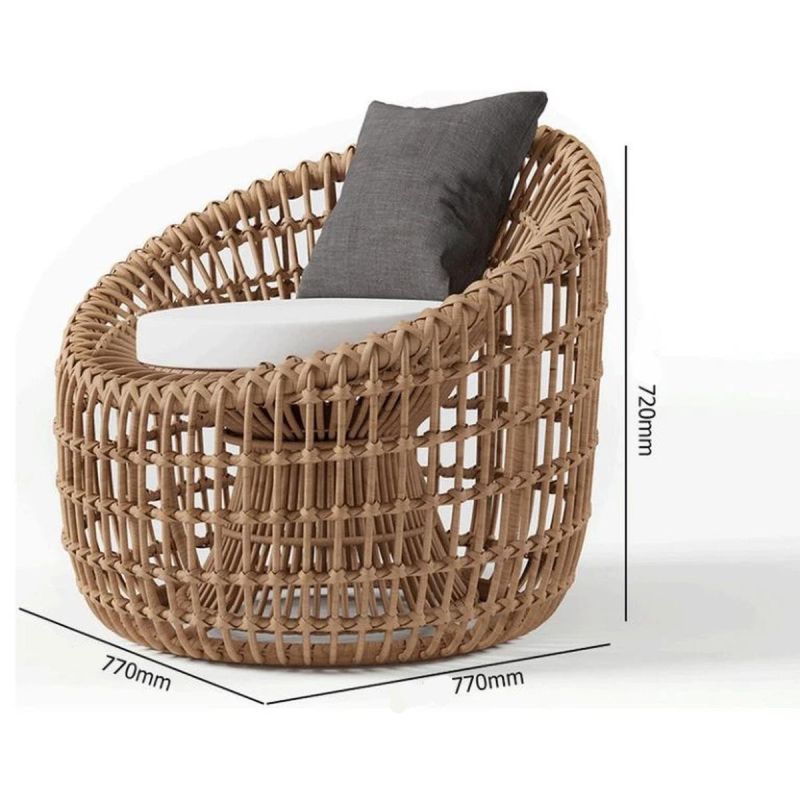 Set mobilier, 2 fotolii, masuta de cafea, terasa sau gradina, cadru aluminiu, poliratan, perne maro si albe, Ema